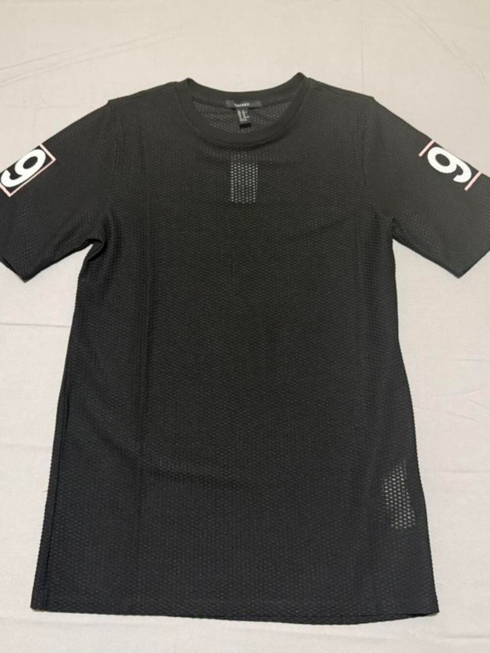 NWT Forever 21 Black Mesh Textured Sporty Jersey Graphic Tee Size XS